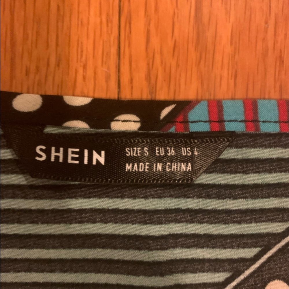 SHEIN Top - Picture 3 of 3